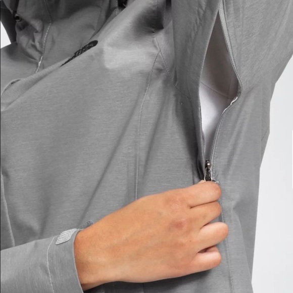 The North face women’s jacket - Picture 2 of 14